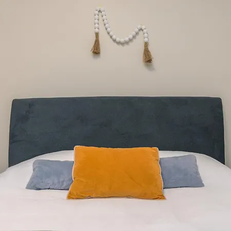 Bubble Beach 2-Br In Batroun Souks - Parking Exterior photo