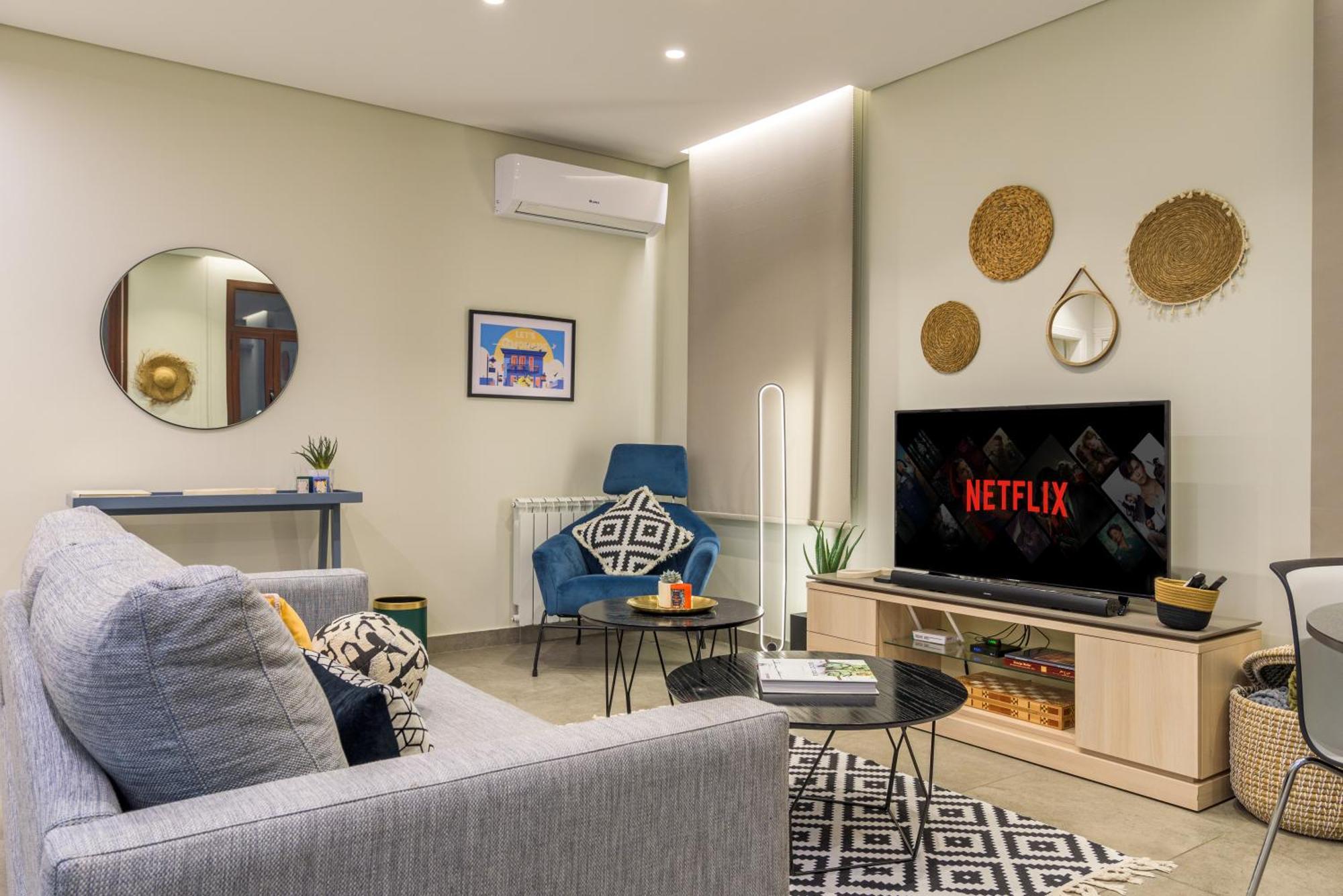 Apartment Bubble 2-br In Souks - Parking