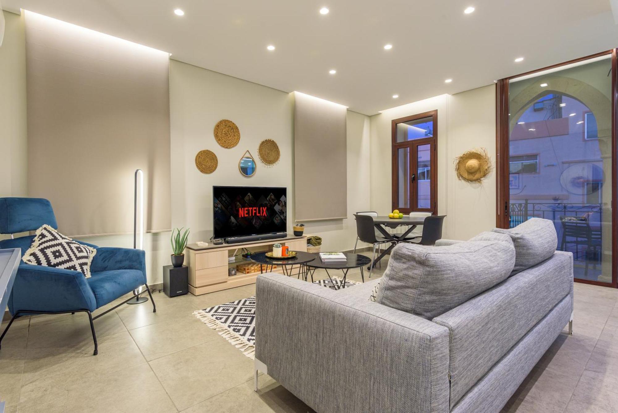 Bubble 2-br In Souks - Parking *
