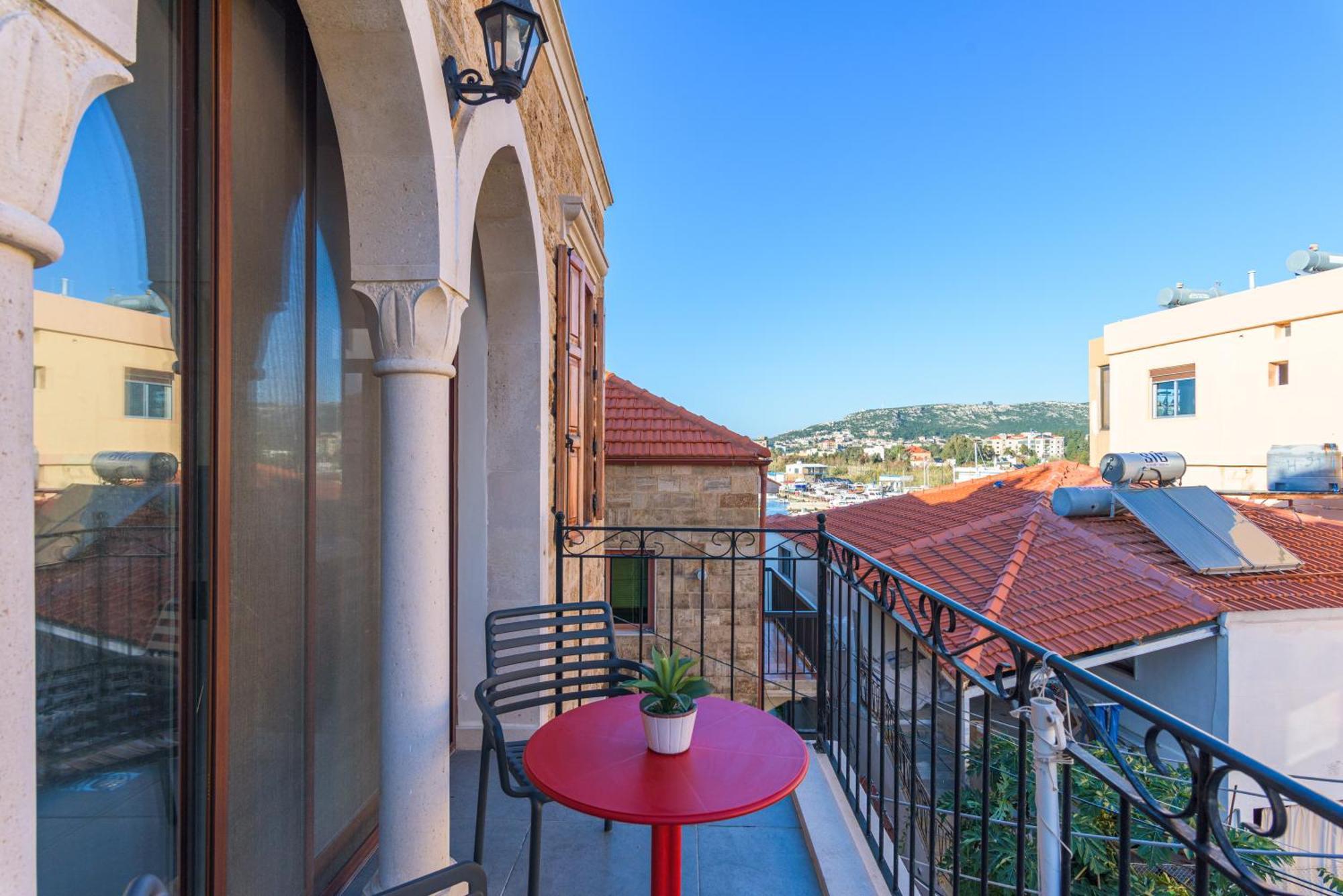Bubble 2-br In Souks - Parking Apartment *