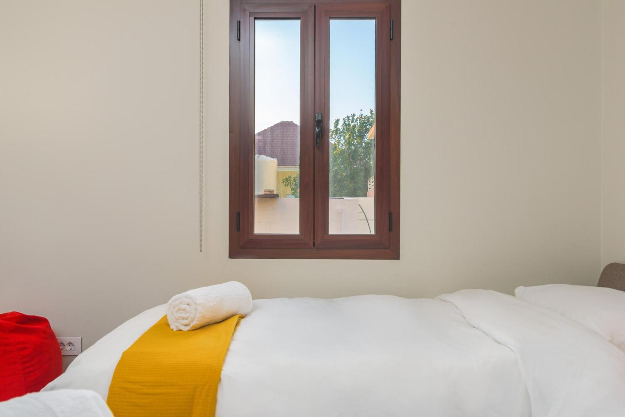 Bubble 2-br In Souks - Parking *
